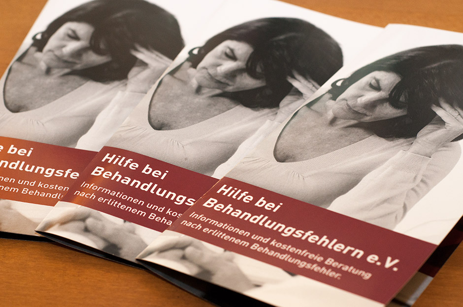 Flyer -  Hilfe bei Behandlungsfehlern